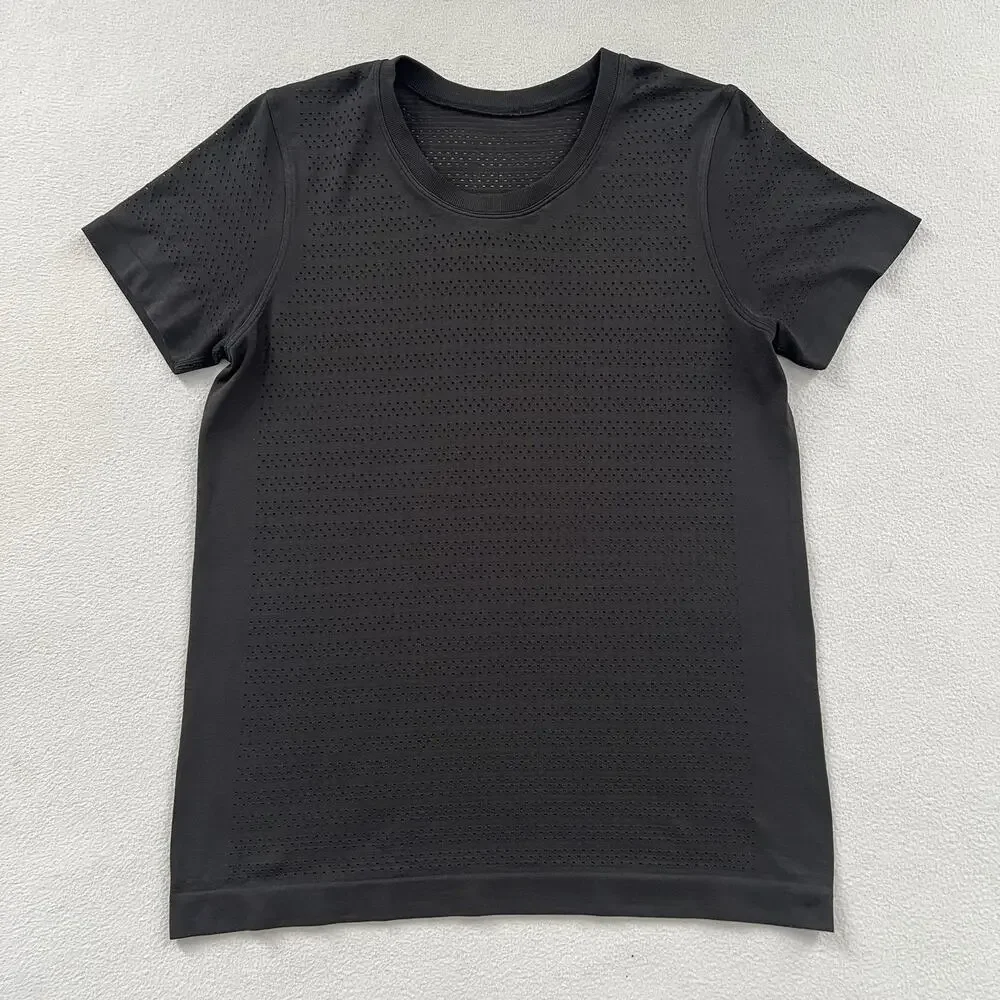 Lululemon Women Black Seamless Crew Neck Breeze By Short Sleeve Squad Shirt 6